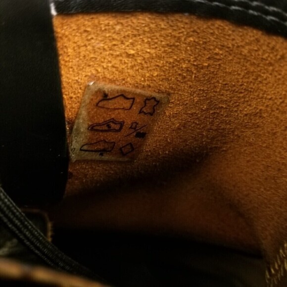 RARE Dr. Martens Studded Black Rolled Vintage Smooth High Top Boots Women's 6 - Picture 8 of 10